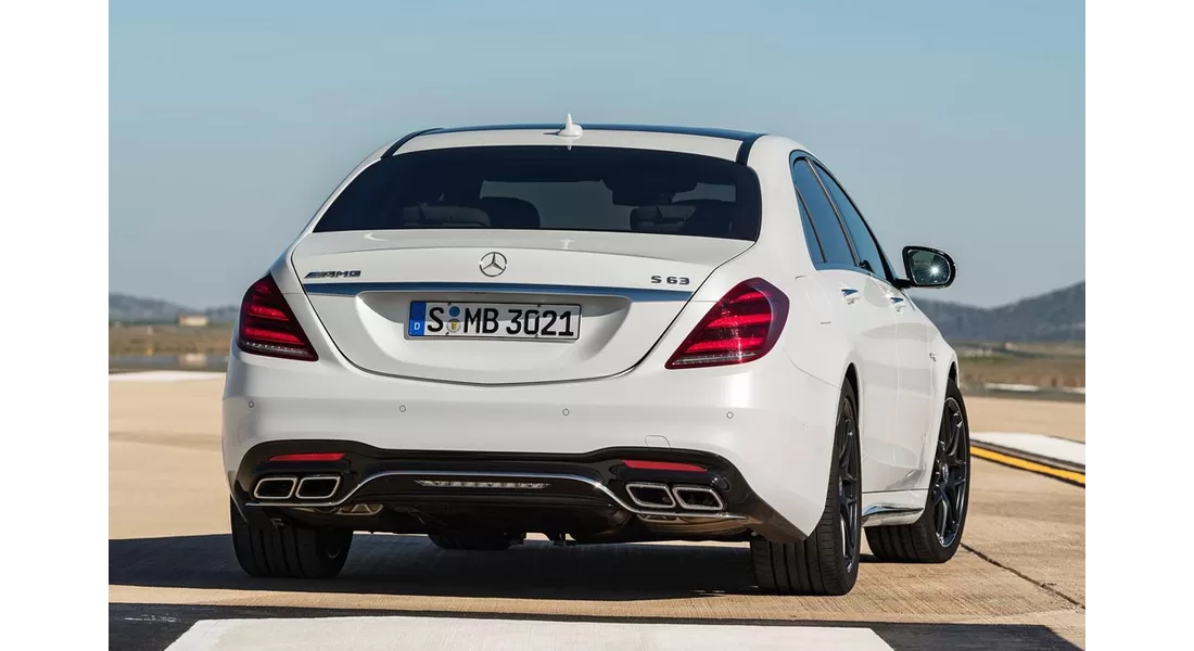 Рестайлінг S63 AMG для Mercedes S-class W222