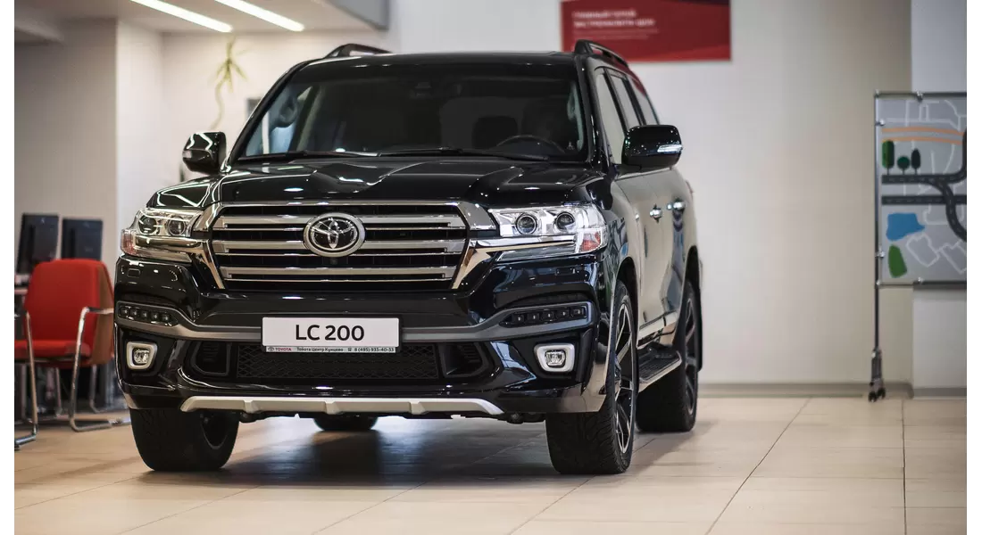 Обвес MTR Design для Toyota Land Cruiser 200
