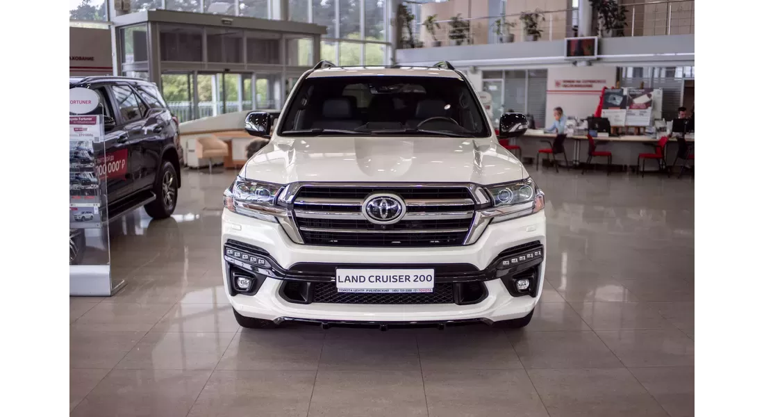 Обвес MTR Design для Toyota Land Cruiser 200